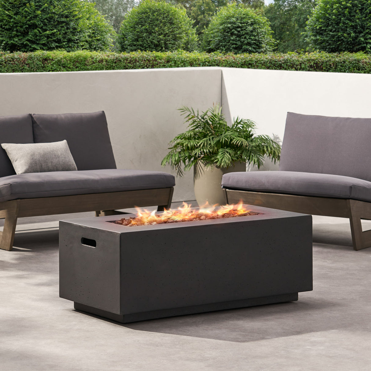 Contemporary Outdoor 40,000 Btu Propane Fire Pit