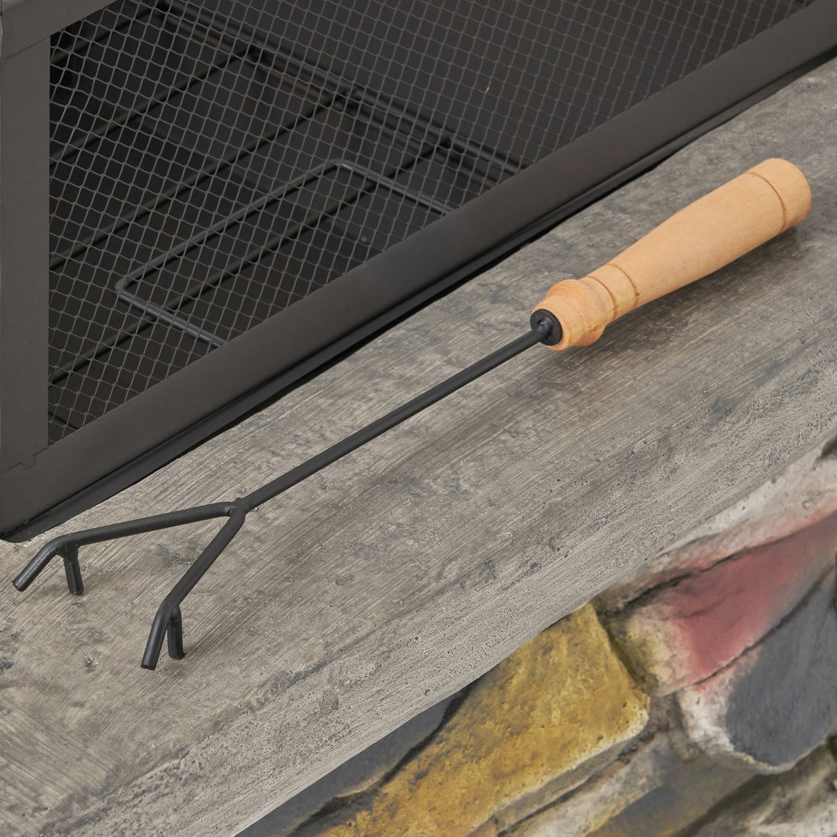 Outdoor Wood Bruning Magnesium Oxide Fire Pit With Lid