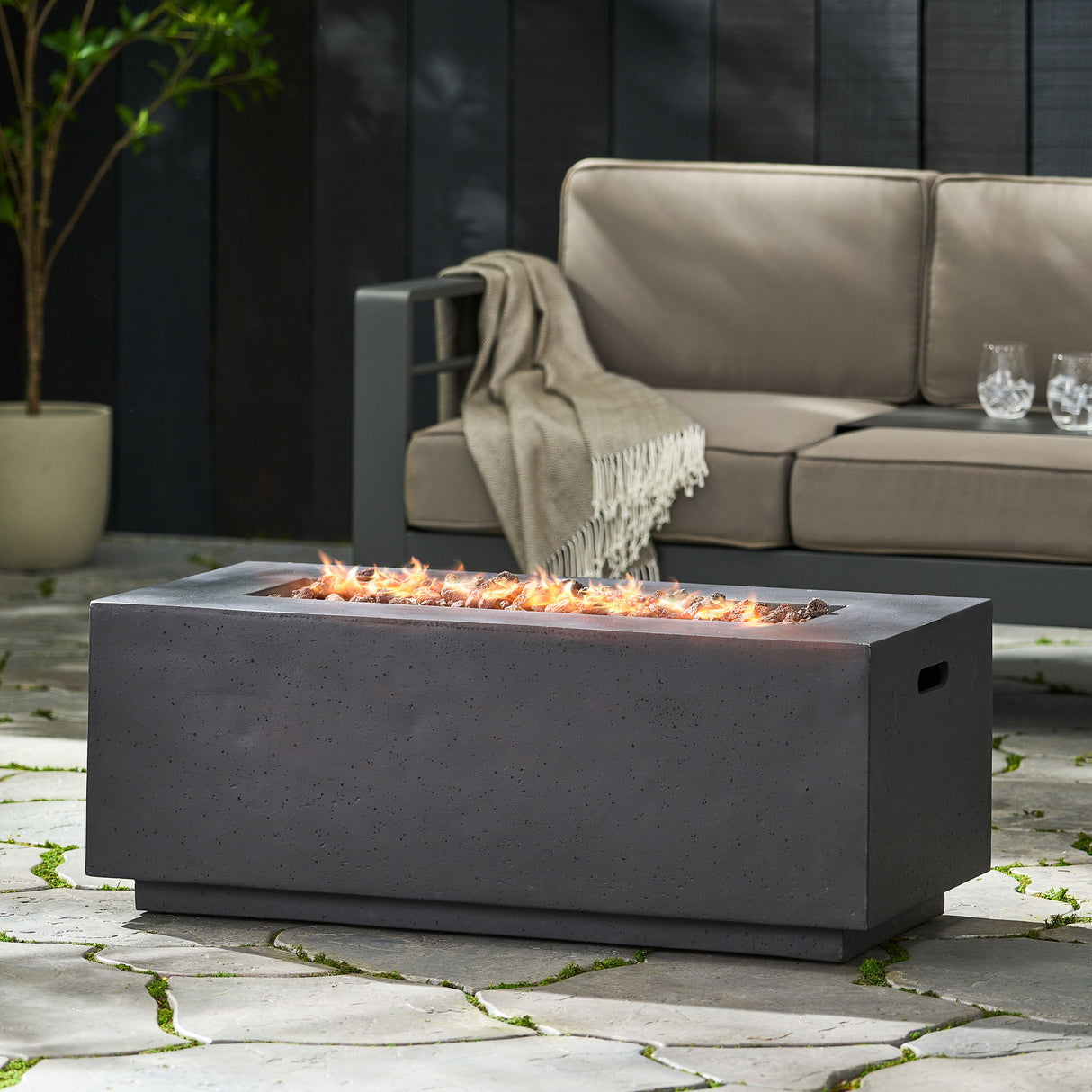 Contemporary Outdoor 40,000 Btu Propane Fire Pit