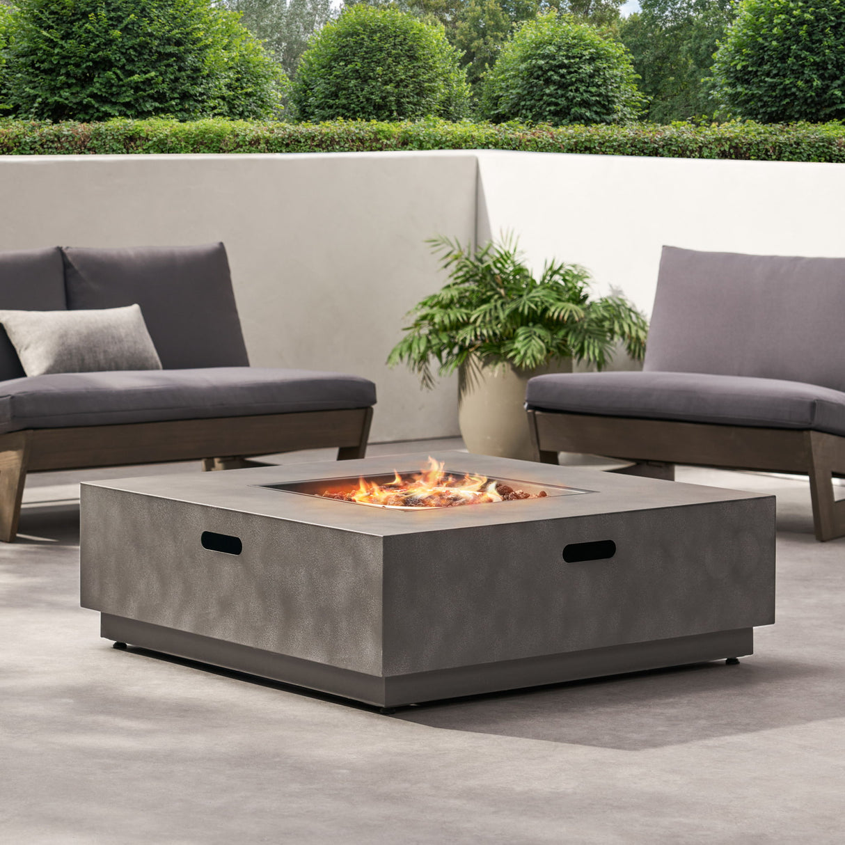 Modern Square Fire Pit With 50,000 Btu