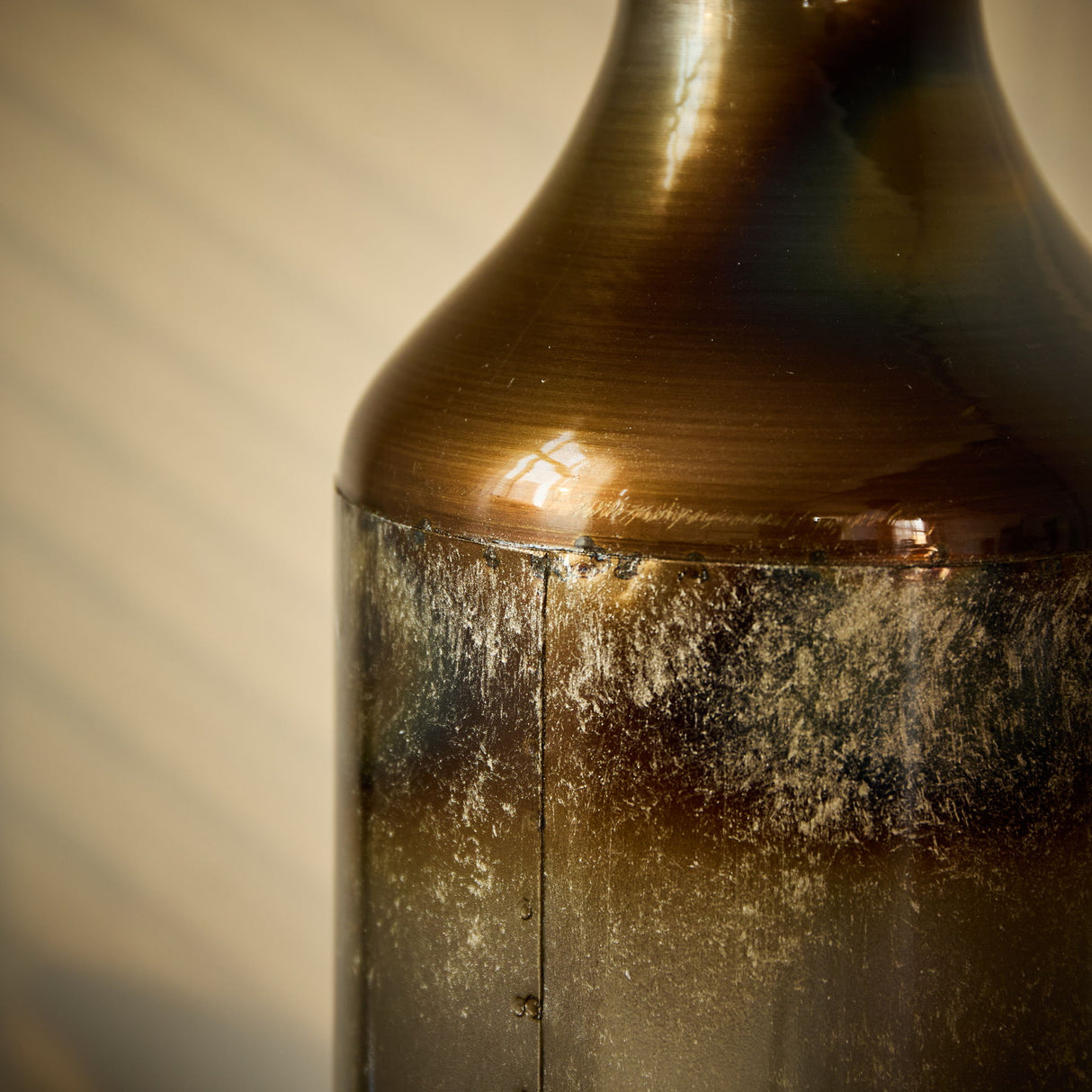 Modern Droplet Shaped Floor Vase Set, Glazed Metal Decorative Vases 3 Piece Home Accent For Living Room - Gold / White