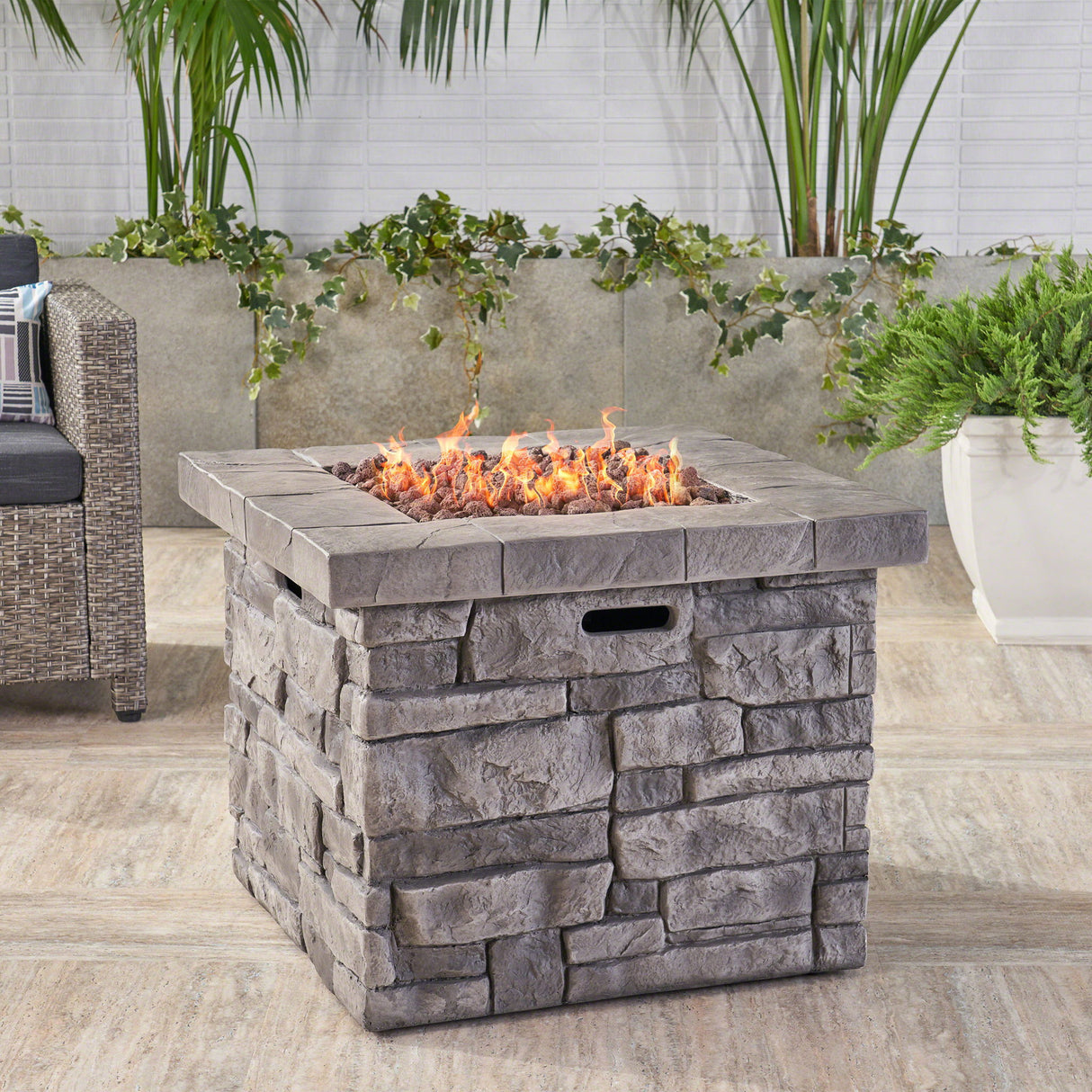 Outdoor Square Propane Fire Pit 40, 000 Btu - Gray
