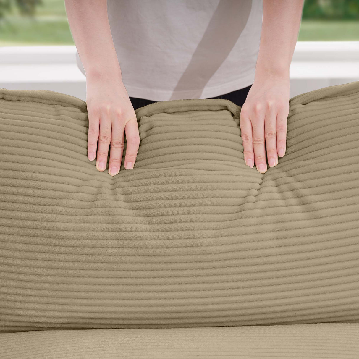 Classic Modern Comfortable Single Chair Deep Seat Sofa With Footstool