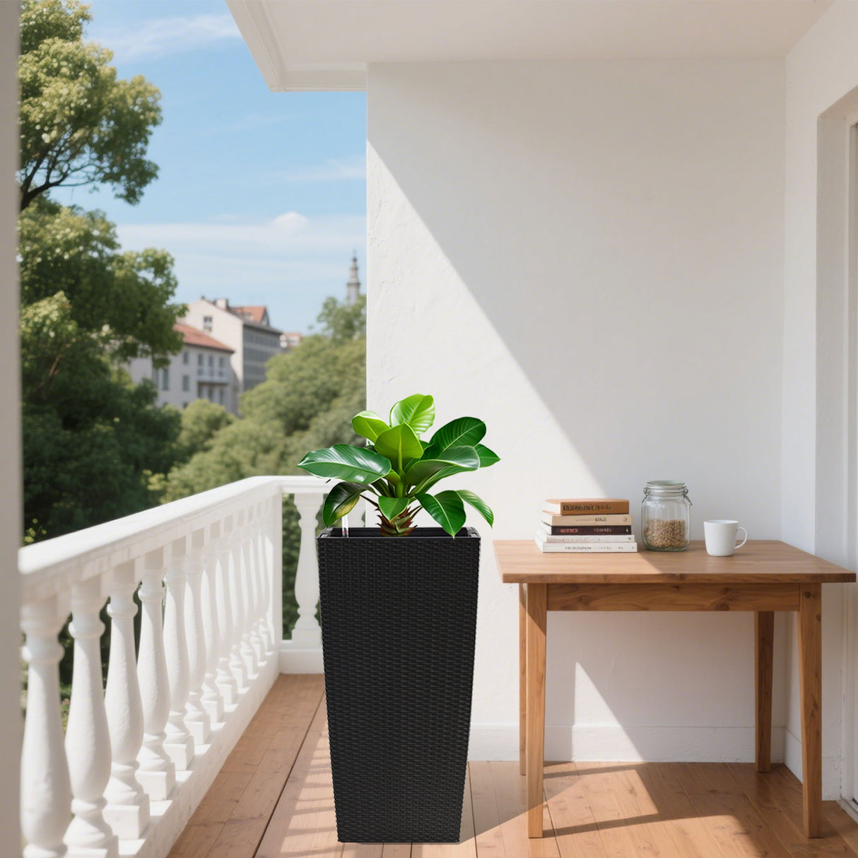 Large Self Watering Flower Pot With Drainage Holes & Inner Tray