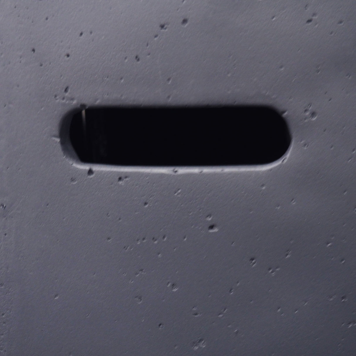 Round Iron Fire Pit With 40,000 Btu